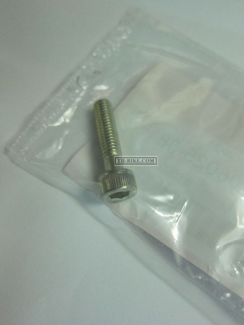 96600-06025-08. BOLT, SOCKET, 6X25