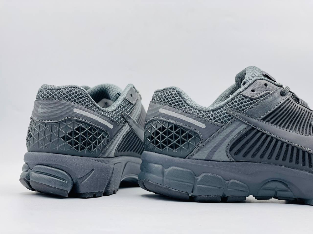 Кроссовки мужские Nike Air Zoom Vomero 5 Cobblestone