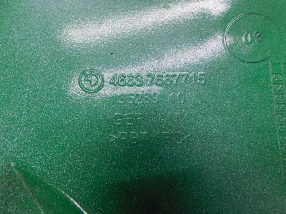 Пластик боковой левый BMW R1200GS 2005 4663 7667715