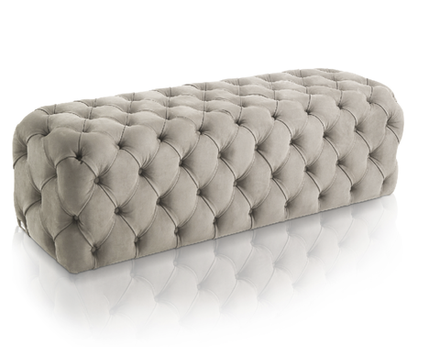 Прикроватные пуфики и сундуки.