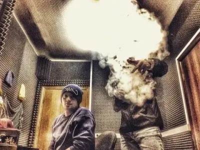 Акустический поролон "пирамида" 2000х1000х65мм графитовый