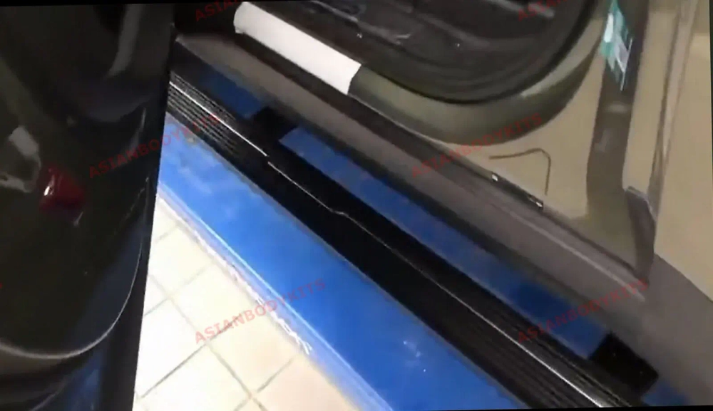 Электрические подножки для Land Rover Defender 90 L663 2020+ (3 двери) Лэнд Ровер Дефендер