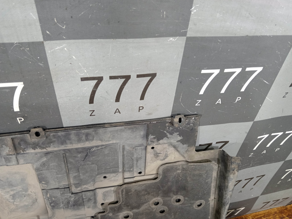 Защита (пыльник) двигателя Geely Coolray 19-нв Б/У Оригинал 5030028300