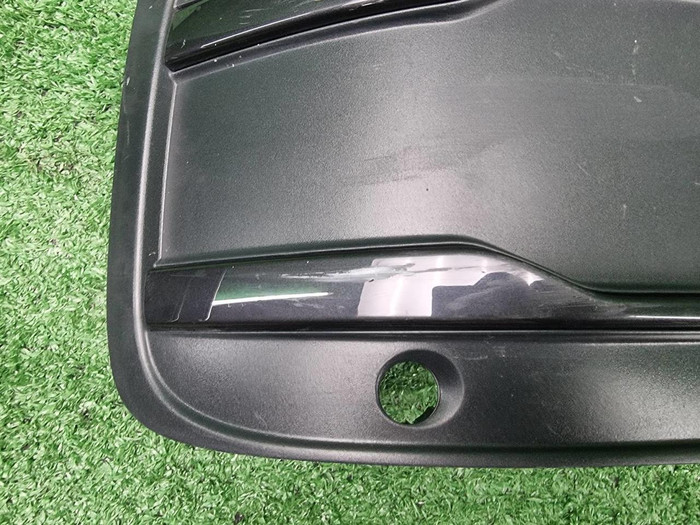 Накладка переднего бампера правая Audi Q7 2 15-19