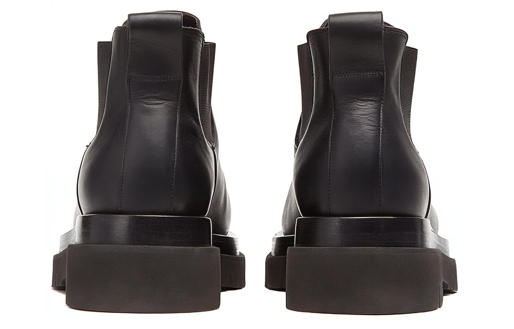 Bottega Veneta Lug Chelsea Ankle Length Chelsea Boots Men"s Black
