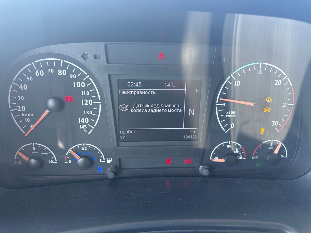 Foton AUMAN 4x2 Седельный тягач BJ4189SLFKA (Дизельный, 11,8 л, 470 л.с. АТ)