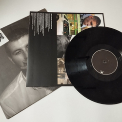 Винтажная виниловая пластинка LP Arctic Monkeys Whatever People Say I Am, That's What I'm Not (EU 2006)