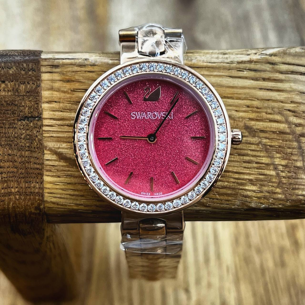 Часы Swarovski