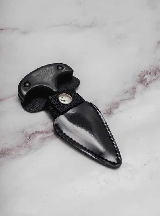 Тактический нож тычковый туристический Черный