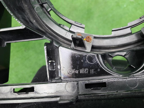 Решетка радиатора Mercedes GLE V167 (18-24) AMG