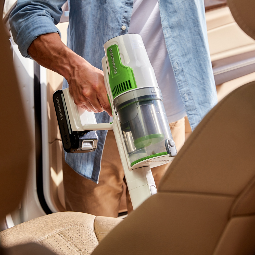 Пылесос вертикальный акк. Greenworks SV24532, 24V, б/щет, 350 Вт, 21 кПа, электрощетка, 3 насадки, LED, белый+зеленый, 1х4Ач и ЗУ (4702007UB)