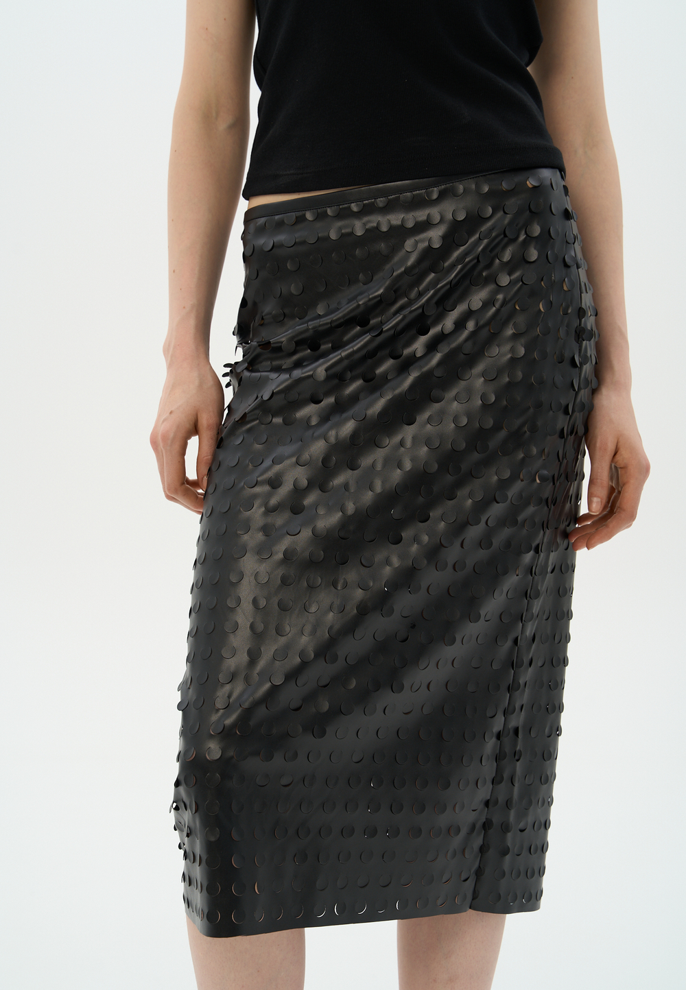 Юбка из перфорированной эко-кожи Лия