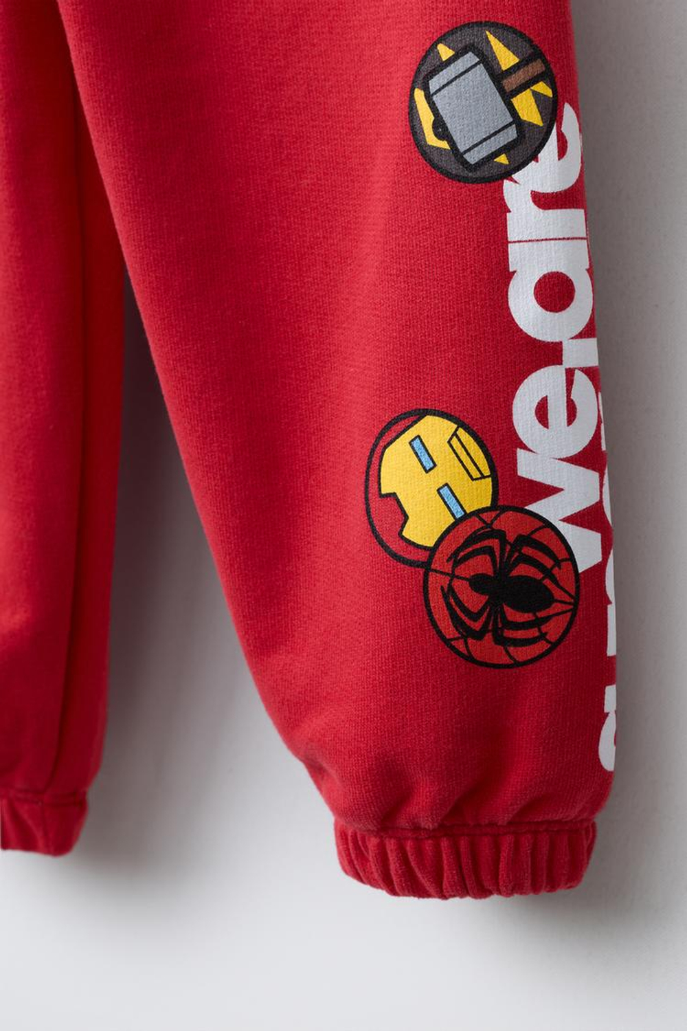 ZARA БРЮКИ-ДЖОГГЕРЫ THE AVENGERS © MARVEL, КРАСНЫЙ