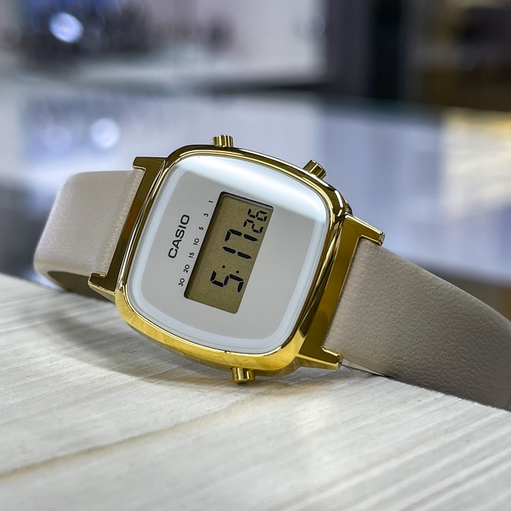 Casio LA670WEFL-9