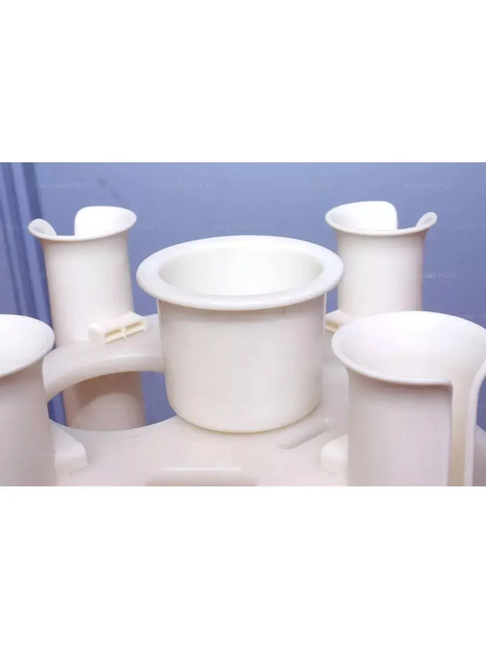 Универсальный держатель 4-х удилищ и акссесуаров (RS602)