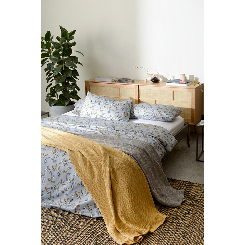 Комплект постельного белья из сатина с принтом "Ягоды тайги" из коллекции russian north, 200х220 см