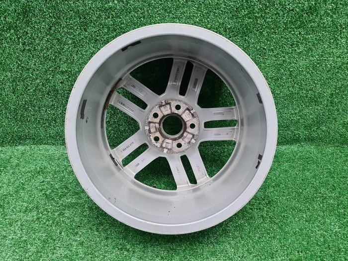 Диск литой R17 Audi A4 B9 (2015-н.в.)