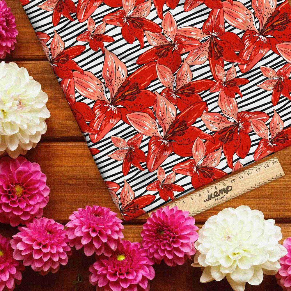 Ткань шелк Армани красные тюльпаны в полоску