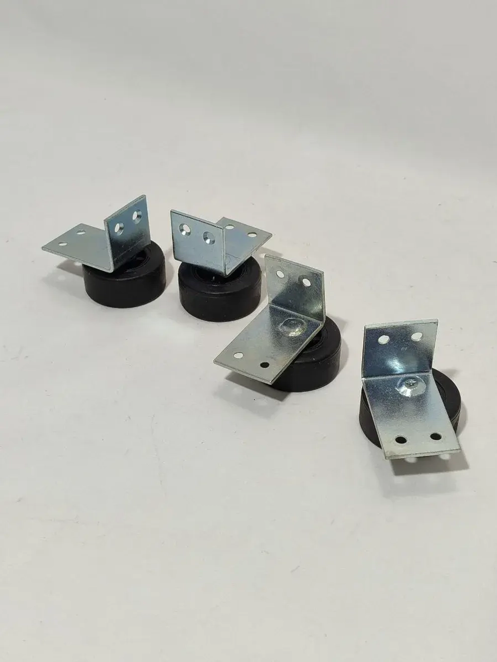 Мебельные колеса, выдвижные ролики диванов, шкафов, кроватей