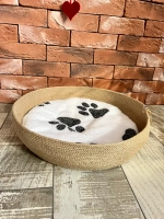 Лежанка плетёная для кошек из джута
