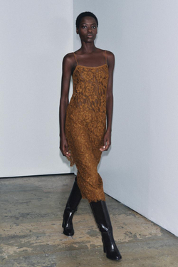 ZARA КРУЖЕВНОЙ ТОП НА БРЕТЕЛЯХ — ZW COLLECTION LIMITED EDITION, ГОРЧИЧНЫЙ