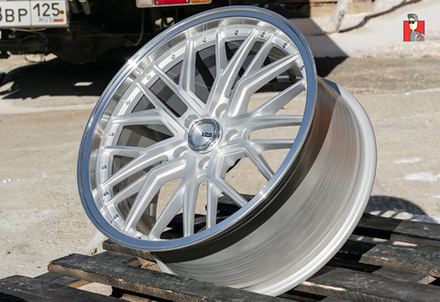 Комплект дисков Vossen 3323 FlowForm 18x8.5 et35 5x112