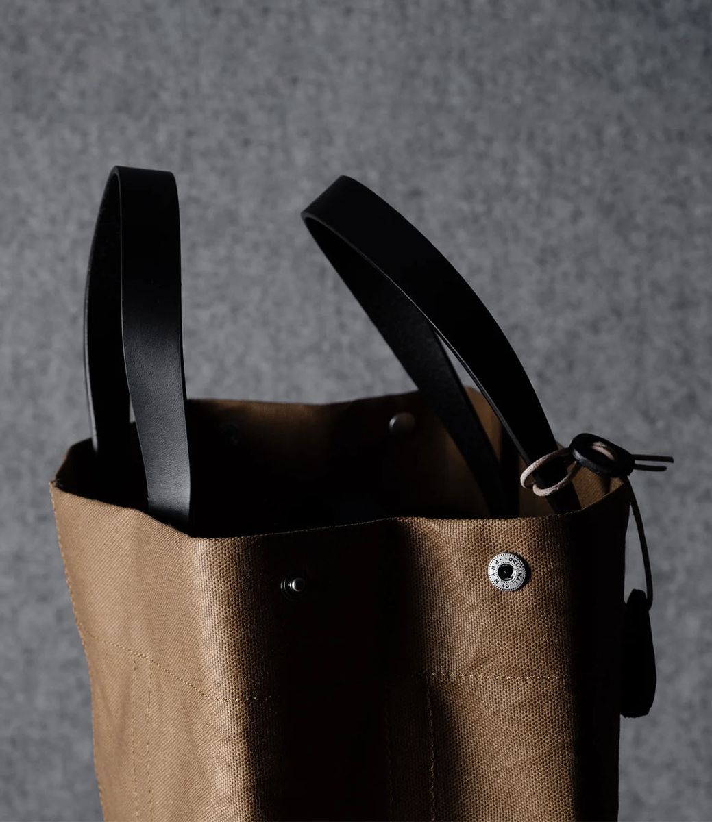 Hard Graft Keeper Tote Bag Brownish — сумка-тоут
