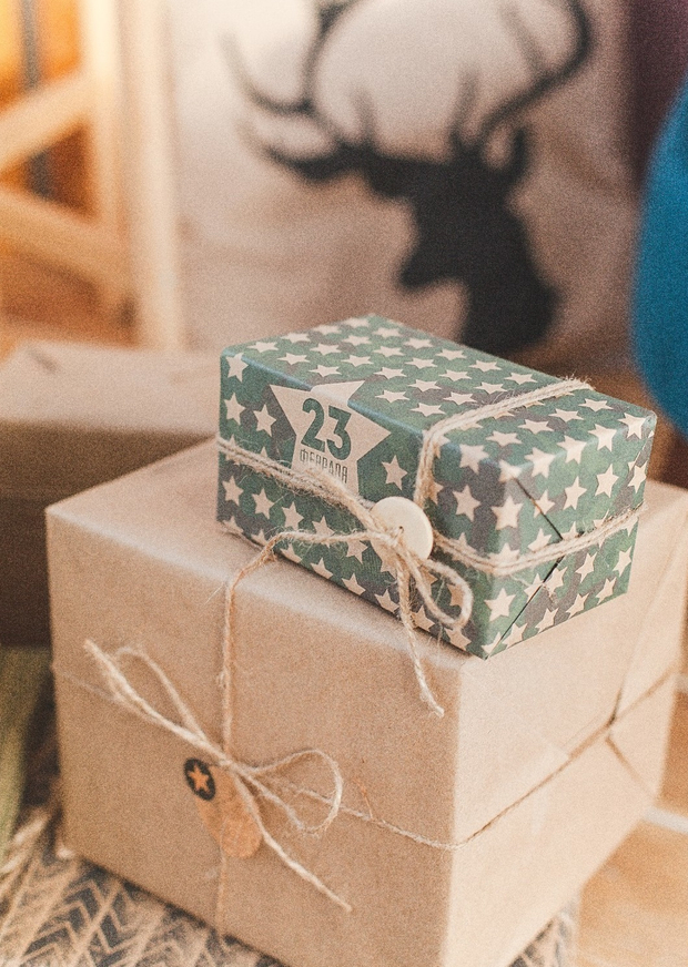 Бумага упаковочная крафтовая «Звёзды 23 февраля», 50 × 70 см/листы