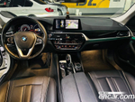 BMW 5 Series (G30) 520i Luxury (08.2019)