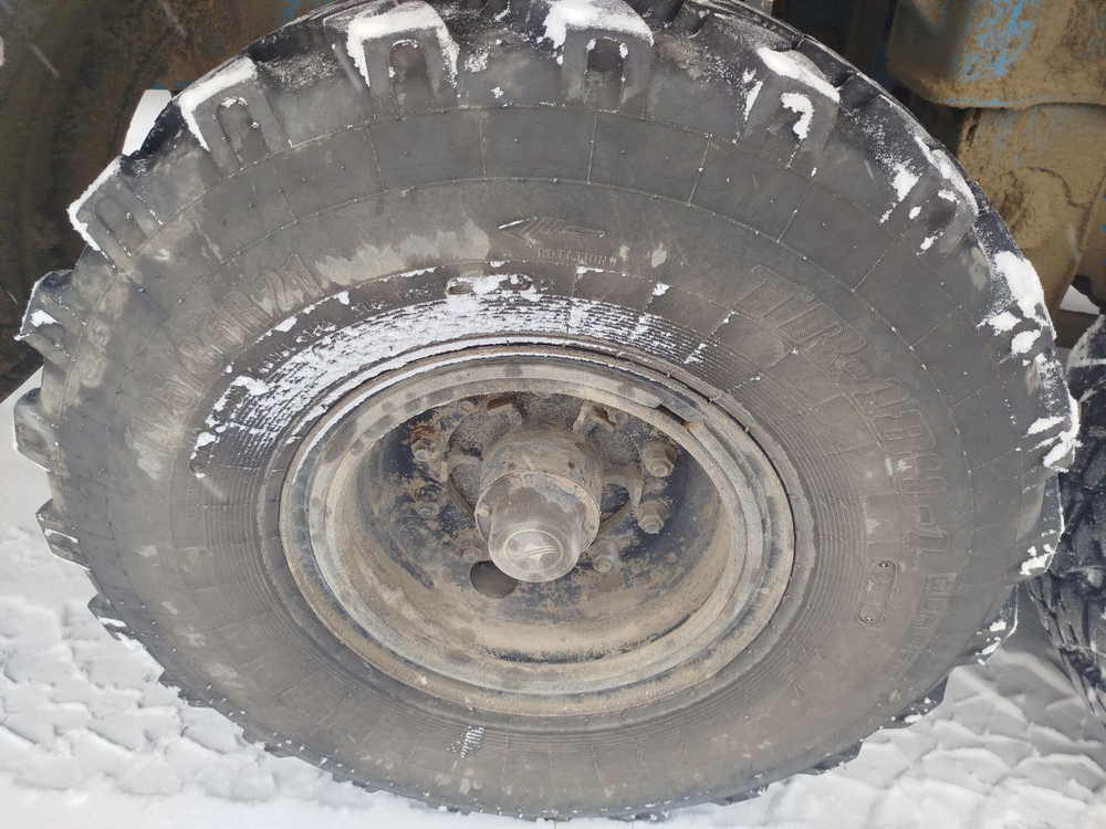 УралСпецТранс 9465* Полуприцеп бортовой 946511-000J311-31