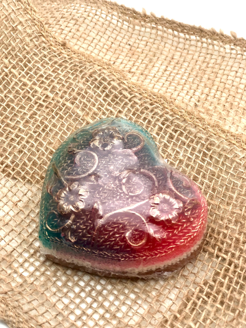 "Сердце с цветами" мыло ручной работы