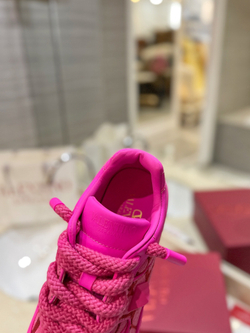 Valentino Sneaker