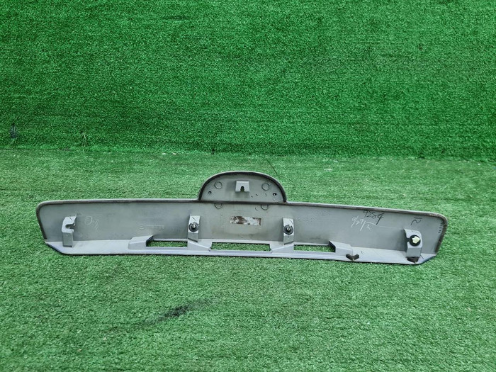 Накладка крышки багажника Mazda CX-7 (2006-2009)