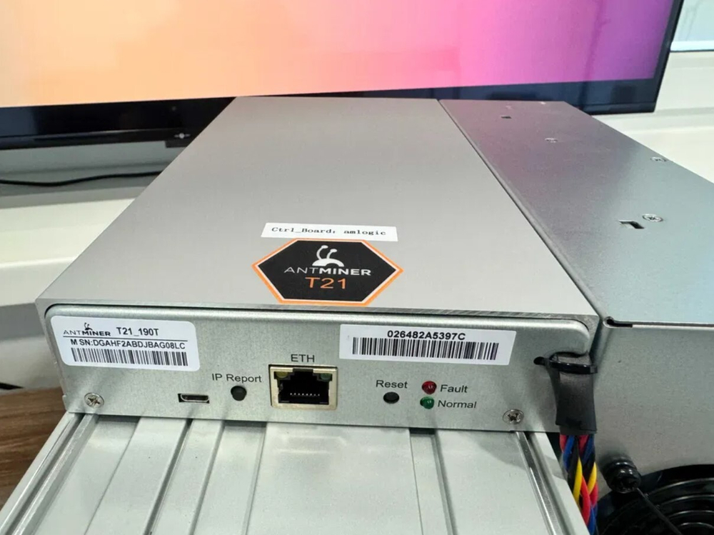 Antminer T21 190 TH/S Б/У