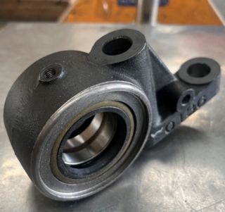 Кронштейн тормозного вала (ЛЕВЫЙ) самосвал Sitrak C7H, Howo T5G