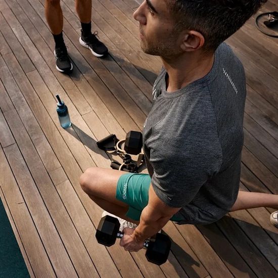 Фитнес-браслет без экрана Whoop Life с подпиской на 1 год (Whoop MG)