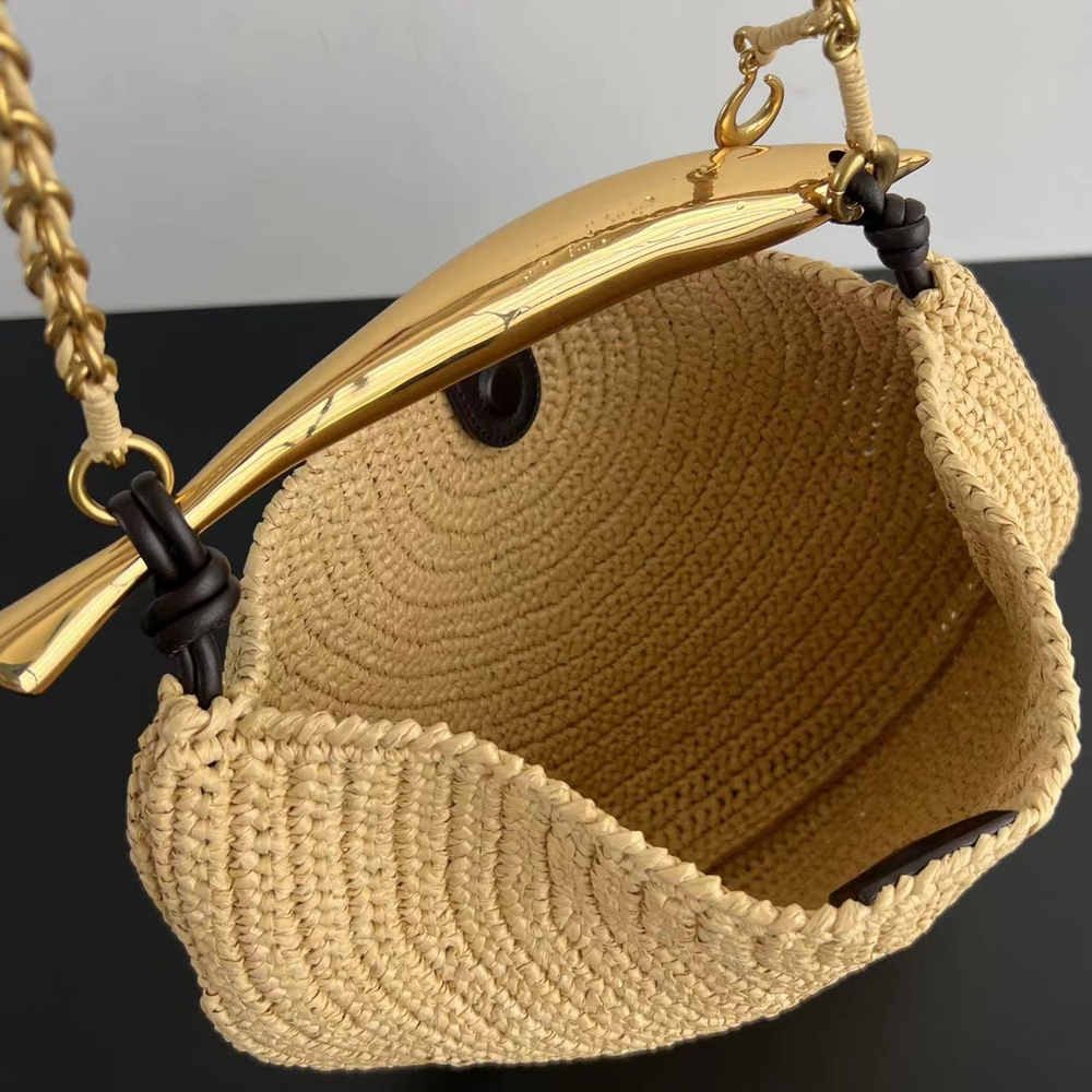Bottega Veneta Sardine Classic 33 cm