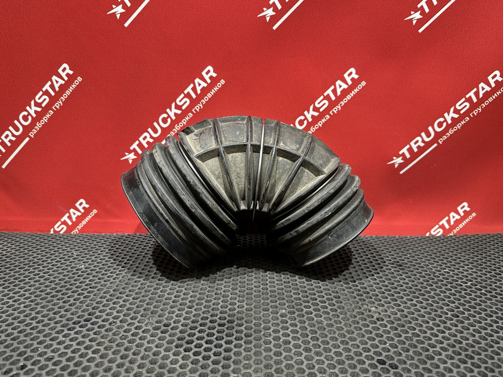 Патрубок воздушного фильтра