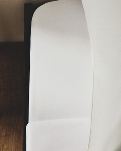 ZARA HOME (300 НИТЕЙ) НАТЯЖНАЯ ПРОСТЫНЯ ИЗ ХЛОПКА, БЕЛЫЙ