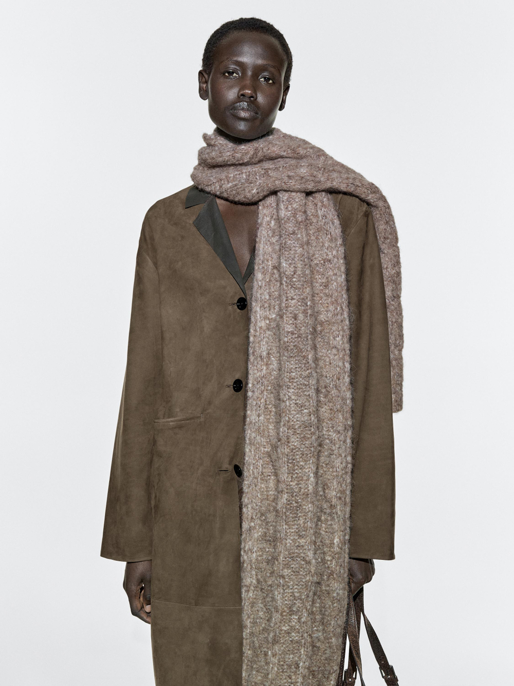 Massimo Dutti Шарф из смеси альпаки, связанный косами, бежевый