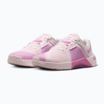 Женские Тренировочные кроссовки Nike Metcon 10 pearl pink/light magenta/light magenta