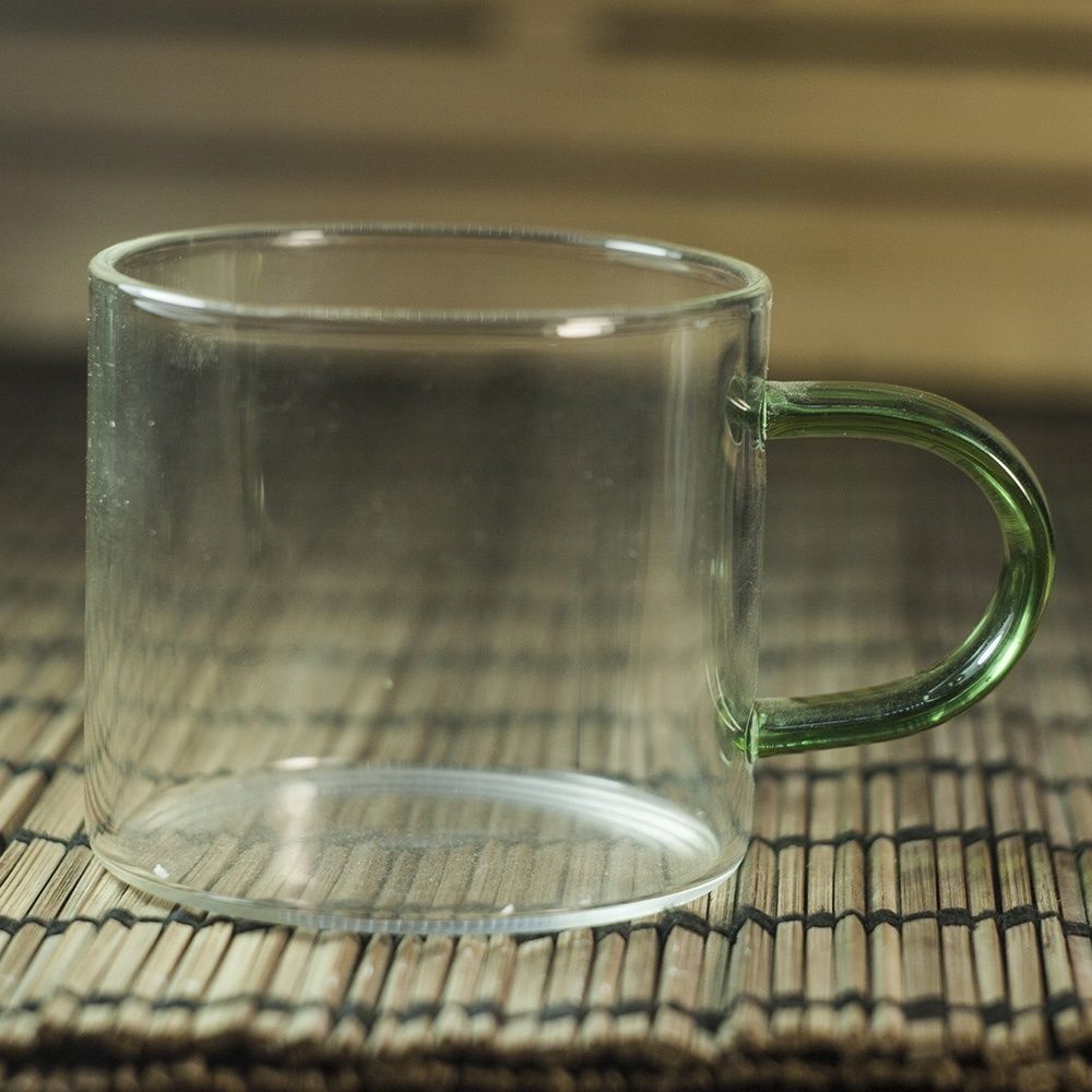 Чашка стеклянная