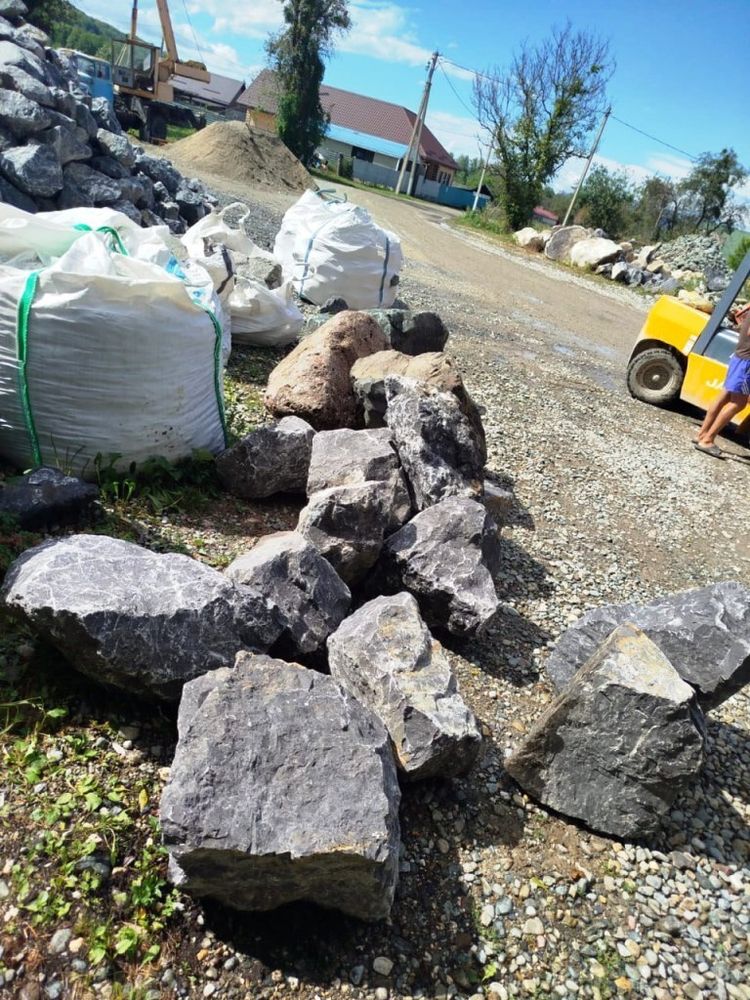 Глыба гранит Скальник /тонна