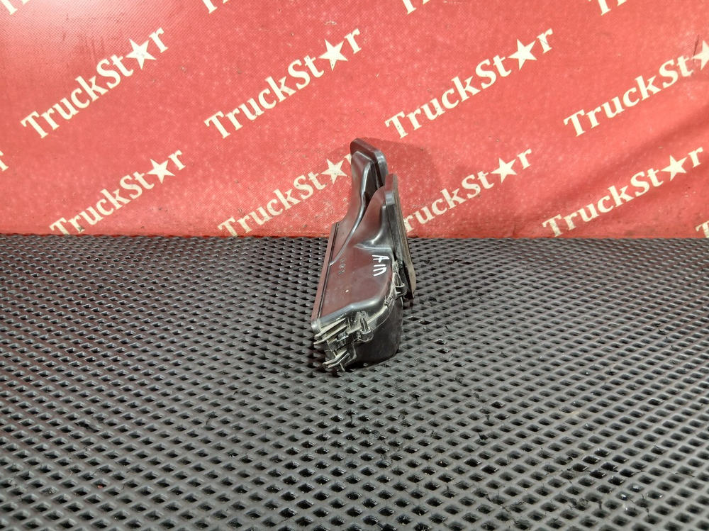 Воздуховод отопителя