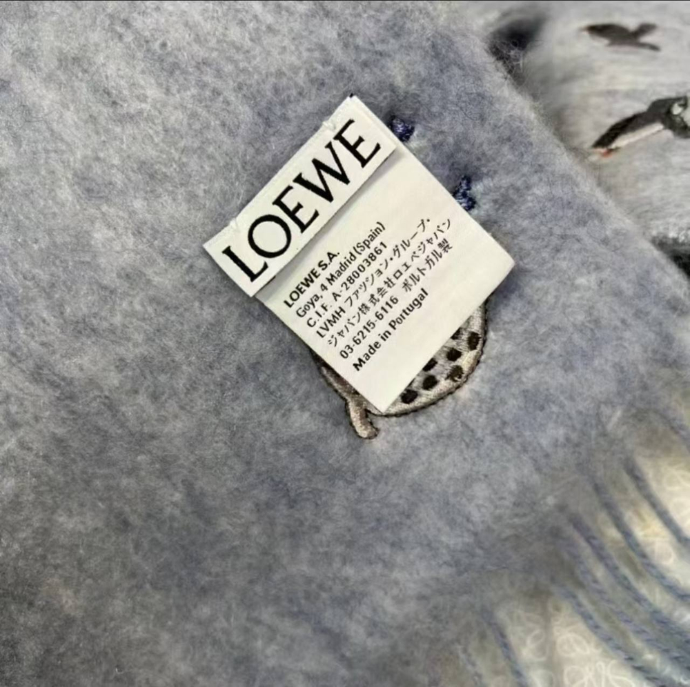 Шарф Loewe