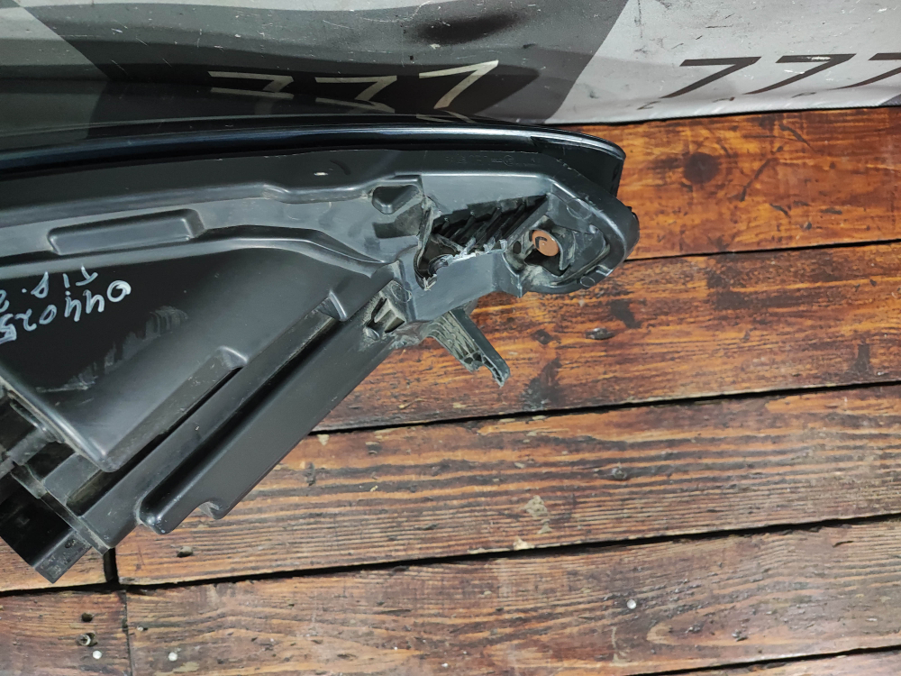 Фара левая LED Chery Tiggo 8 18-нв Б/У Оригинал 605000016AA