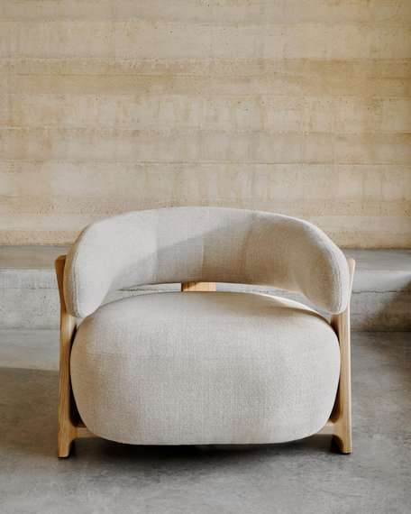 Кресло Granite на 3 ножках, бежевый шенилл, массив ясеня в натуральном цвете