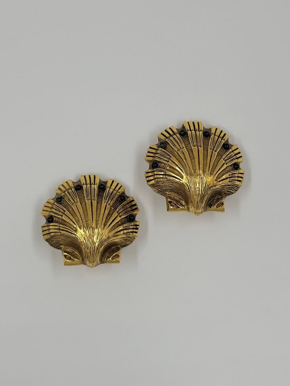 Клипсы Ракушки Chanel