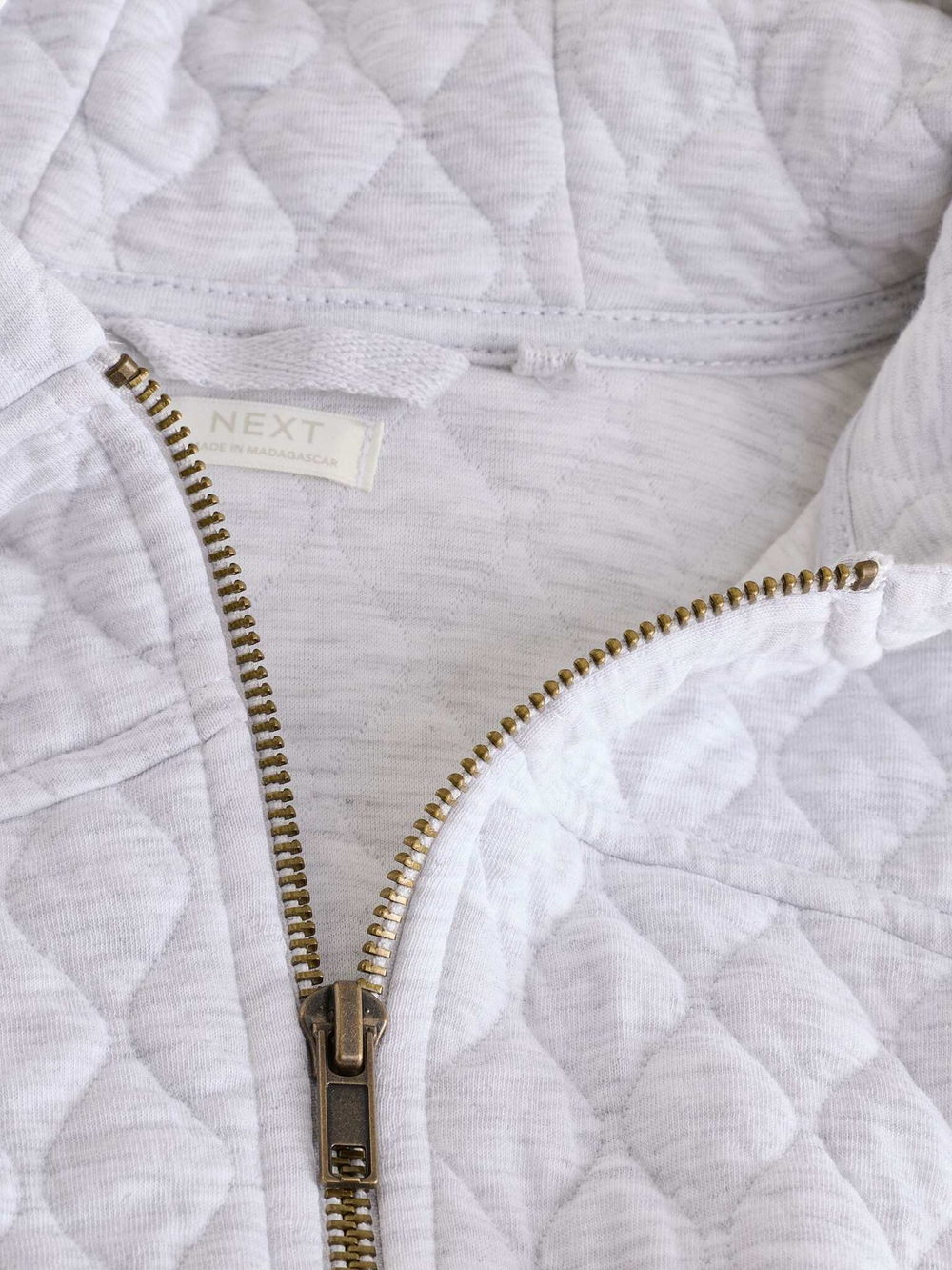 Куртка стеганая с капушоном для девочки Next E61-688, Серый