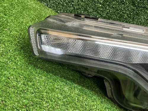 Фара левая Maserati Levante (2020-2024) LED